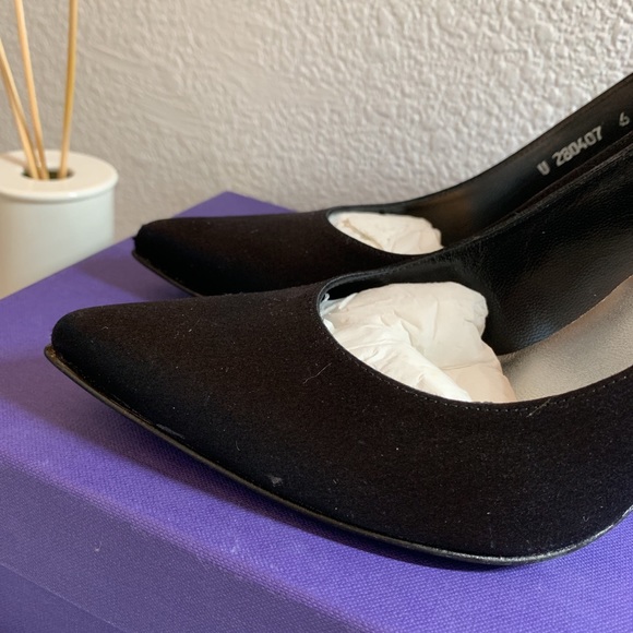 Stuart Weitzman Black Pump